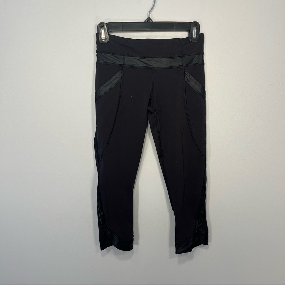 Lululemon Pants Womens 4 Black Capri Legging Running Activewear Athleisure Yoga